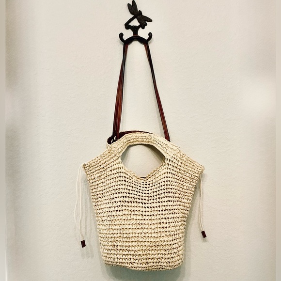 MANGO, Women's Handmade Braided Natural Fiber Shopper Bag Style, EUC - Picture 5 of 16